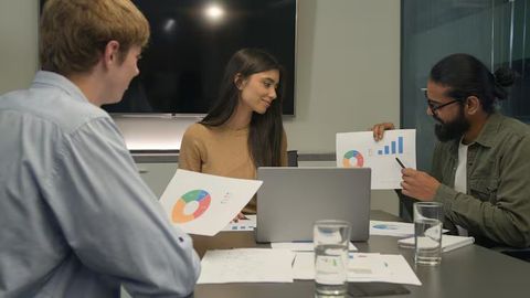 Lead Generation Software Guide: Tools, Strategies, and Insights